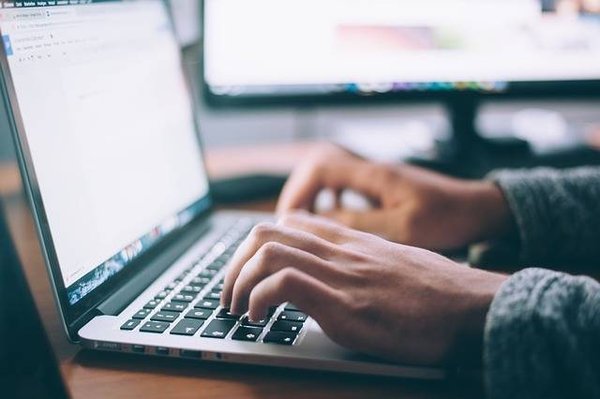 Quels sont les avantages d'un logiciel de centre de contact